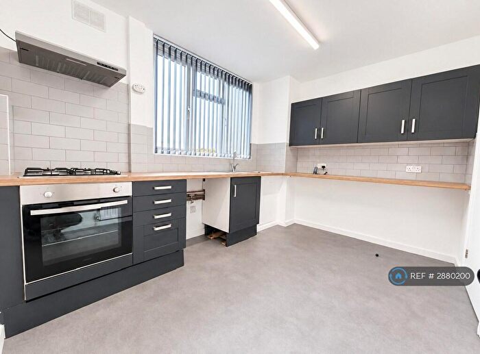 3 Bedroom Maisonette To Rent In Button Lane, Manchester, M23