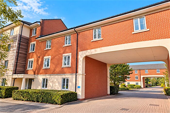 2 Bedroom Flat To Rent In Bedroom Property In Ffordd James Mcghan, Grangetown, Cardiff, CF11