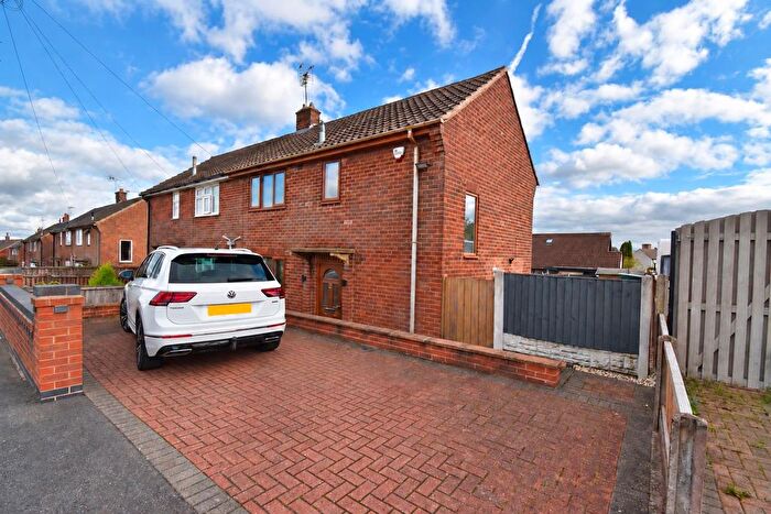 2 Bedroom Semi-Detached House For Sale In Oak Avenue, Ripley, DE5