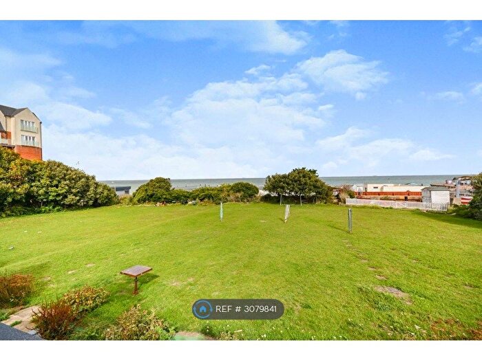 2 Bedroom Flat To Rent In Beach Rise Westgate-On-Sea, Westgate-On-Sea, CT8
