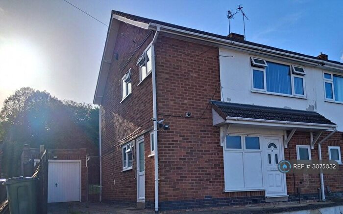 3 Bedroom Semi-Detached House To Rent In Kendrick Drive, Leicester, LE2
