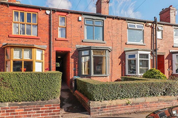 2 Bedroom Terraced House For Sale In Bellhouse Road, Shiregreen, S5