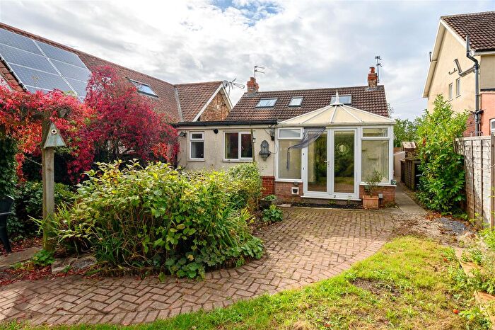 3 Bedroom Detached Bungalow For Sale In Hopgrove Lane South, York, YO32