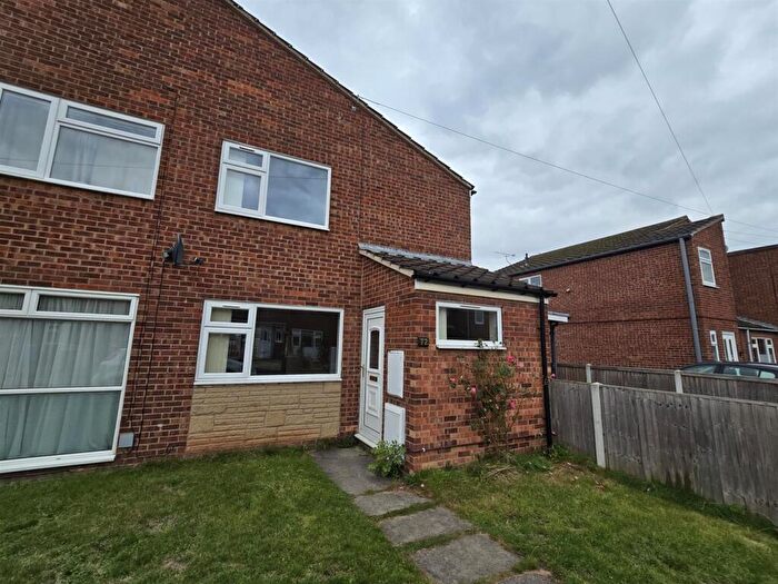 2 Bedroom Semi-Detached House To Rent In Galway Crescent Retford, DN22