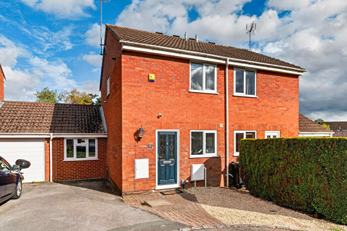 3 Bedroom Semi-Detached House For Sale In Lalande Close, Wokingham, RG41