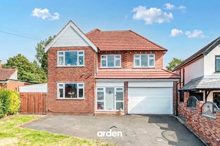4 Bedroom Detached House For Sale In Birmingham Road, Marlbrook, B61