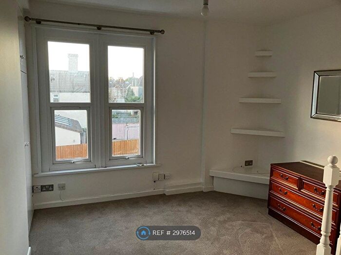 1 Bedroom Flat To Rent In Westbury Park, Bristol, BS6