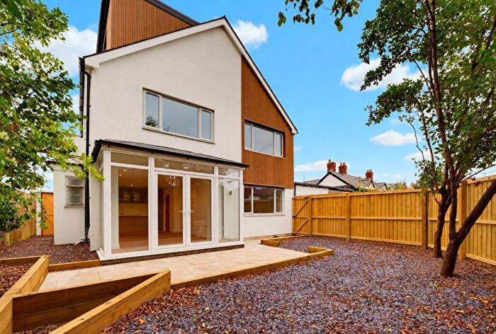 4 Bedroom Detached House For Sale In Brook Road, Whitchurch, Cardiff, South Glamorgan, CF14