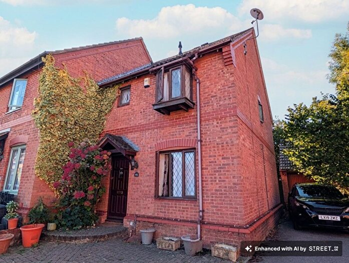 3 Bedroom End Of Terrace House To Rent In Cowley Close, Southampton, SO16