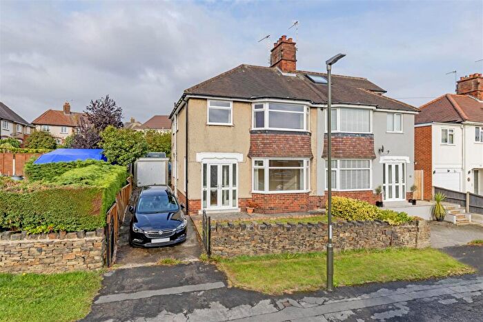 3 Bedroom Semi-Detached House For Sale In Rhodes Avenue, Newbold, Chesterfield, S41