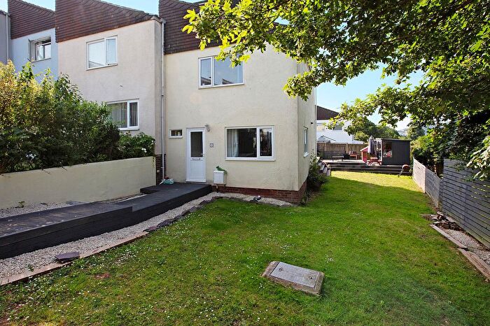 4 Bedroom End Of Terrace House For Sale In Nelson Close, Teignmouth, TQ14