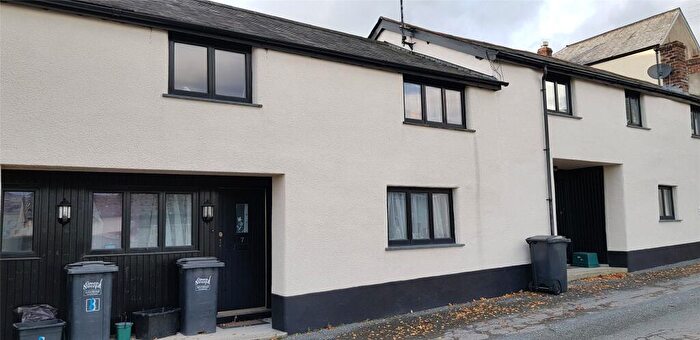 2 Bedroom Property To Rent In Market Street, South Molton, Devon, EX36