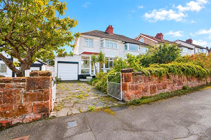 3 Bedroom Semi-Detached House For Sale In Hillfield Drive, Heswall, Wirral, CH61