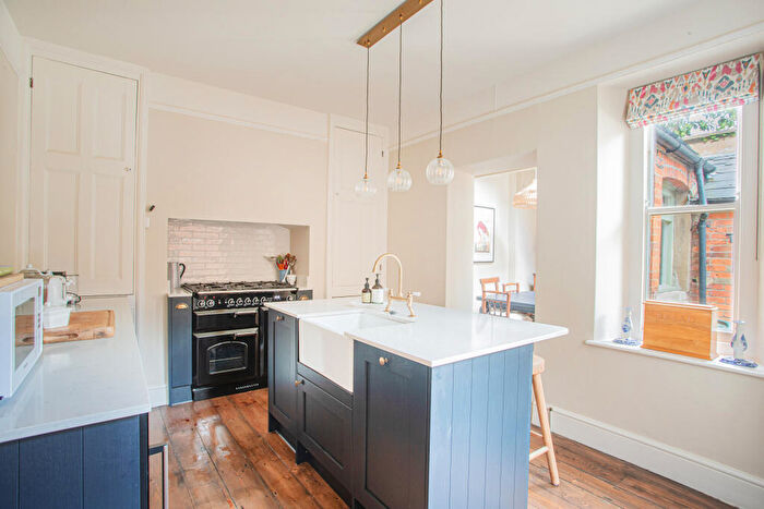 3 Bedroom Terraced House To Rent In Union Cottage, Gumstool Hill, Tetbury, Gloucestershire, GL8