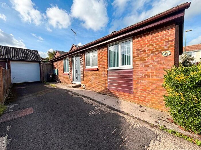 3 Bedroom Detached Bungalow For Sale In Allenwater Drive, Fordingbridge, SP6