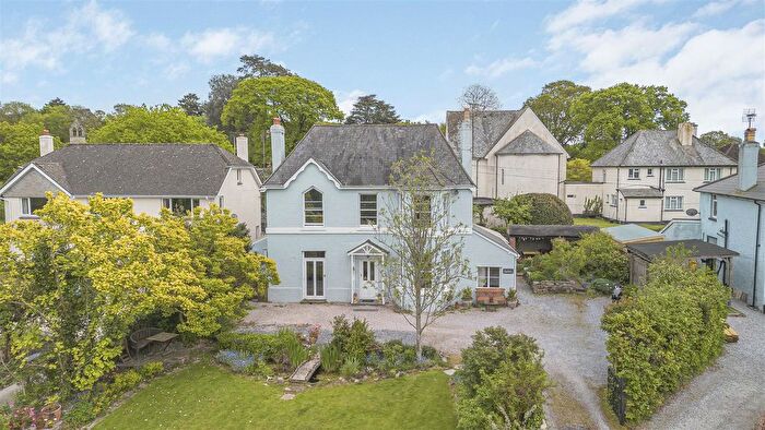 5 Bedroom Detached House For Sale In Avenue Road, Bovey Tracey, TQ13