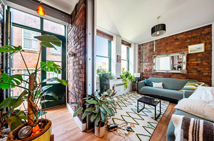 2 Bedroom Apartment For Sale In Tiber Place, Tib Street, Manchester, M4