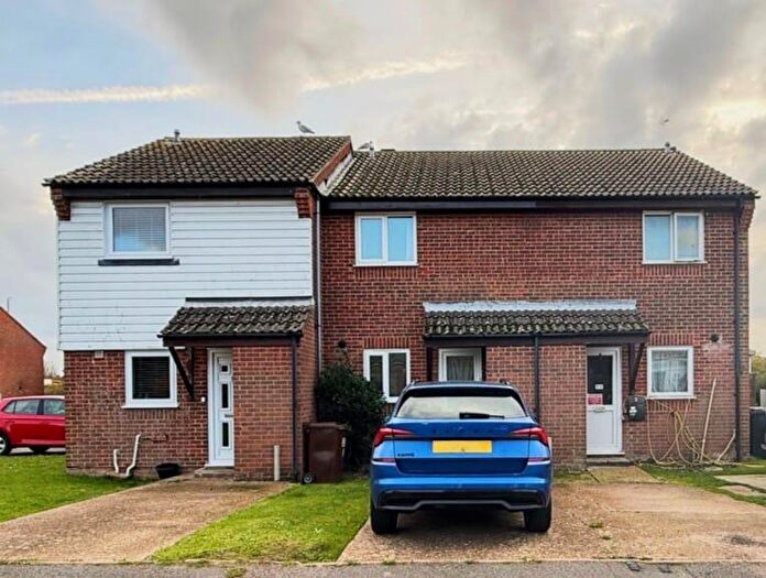 2 Bedroom Terraced House To Rent In Shalfleet Close, Eastbourne, BN23