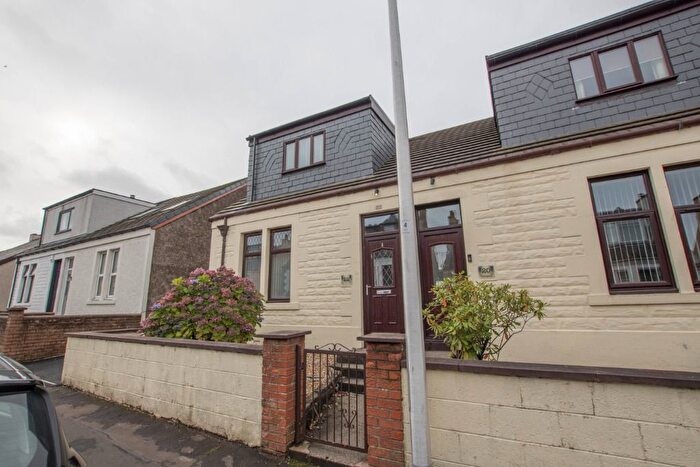 2 Bedroom Semi-Detached House To Rent In Zetland Place, Lochgelly, KY5