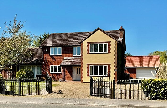 4 Bedroom House To Rent In Winfarthing Road, Shelfanger, Diss, IP22