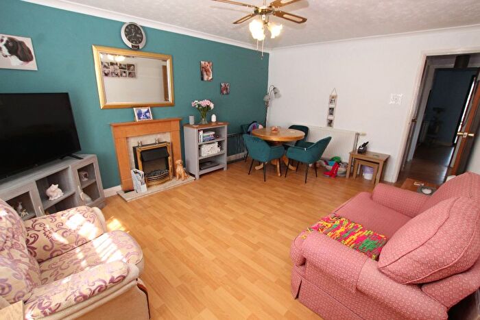 2 Bedroom Bungalow For Sale In Barley Close, Herne Bay, CT6