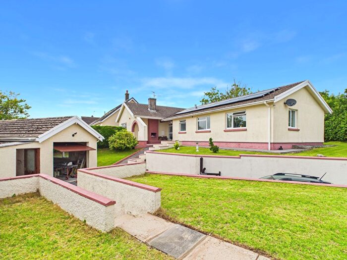 4 Bedroom Detached Bungalow For Sale In West Lane, Templeton, SA67