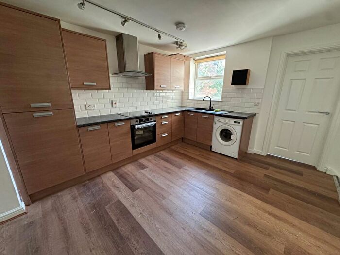 2 Bedroom Flat To Rent In Wycliffe House, Woodborough Road, Nottingham, Nottinghamshire, NG3