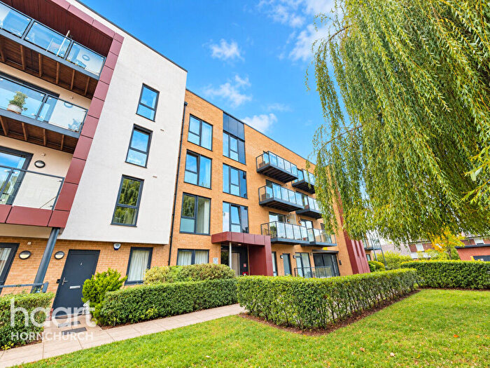 1 Bedroom Apartment To Rent In Ashflower Drive, Romford, RM3