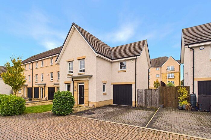 3 Bedroom Detached House For Sale In Thorters Place, Liberton, Edinburgh, EH16