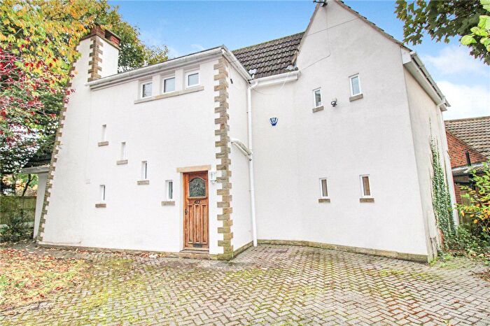 3 Bedroom Detached House For Sale In Otley Old Road, Leeds, West Yorkshire, LS16