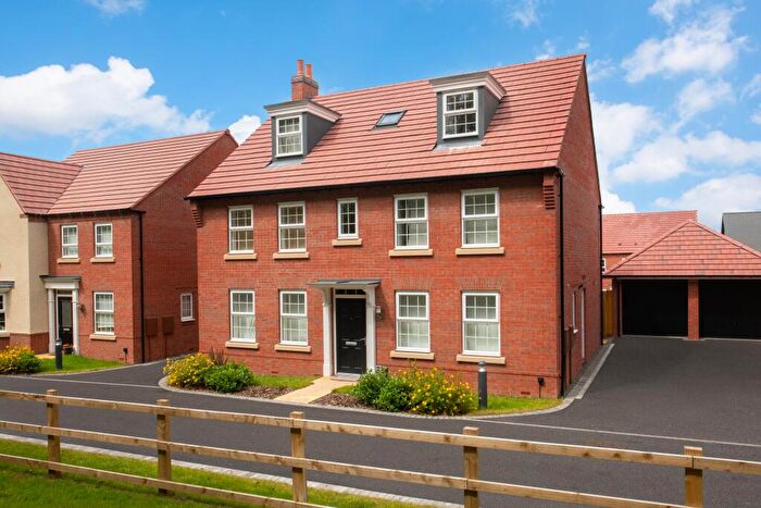 5 Bedroom Detached House For Sale In Bourne Road, Corby Glen, Lincolnshire, NG33