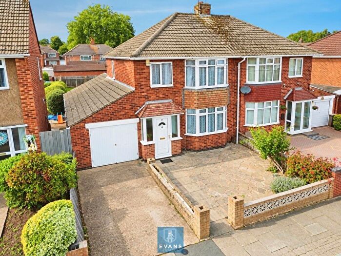 3 Bedroom Semi-Detached House For Sale In Harborough Road, Whitmore Park, Coventry, CV6