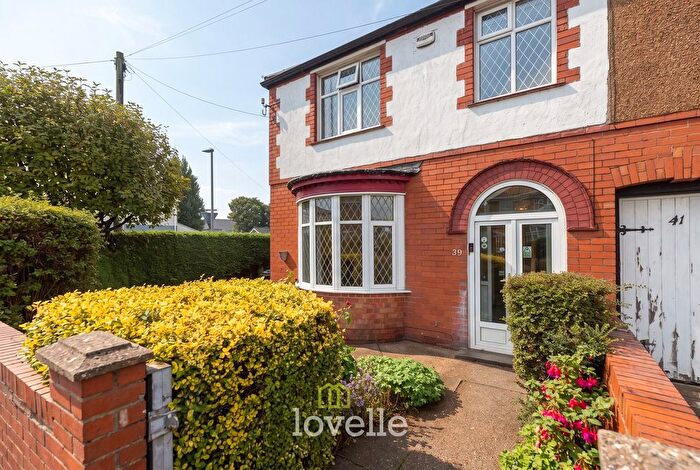 3 Bedroom Semi-Detached House For Sale In Cross Coates Road, Grimsby, DN34