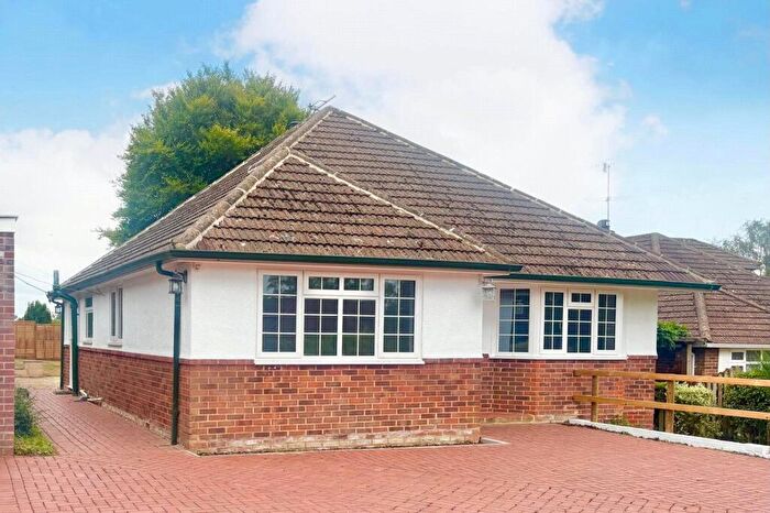 3 Bedroom Bungalow To Rent In Blackberry Lane, Four Marks, Alton, Hampshire, GU34