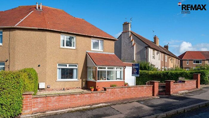 3 Bedroom Semi Detached House For Sale In Deanfield Place, Bo'ness, EH51