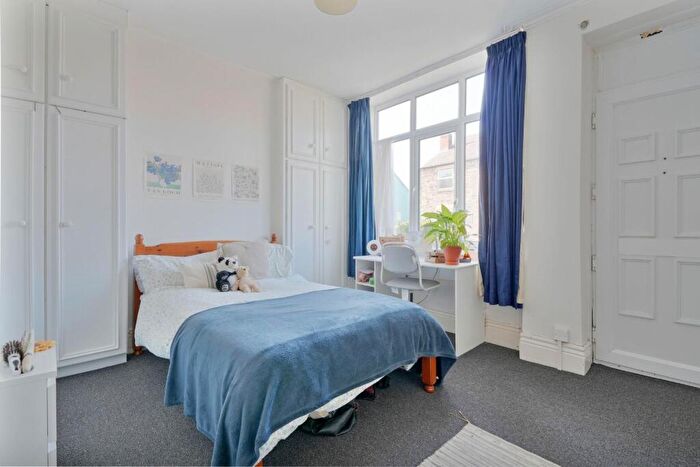 5 Bedroom House To Rent In Cobden View Road, Crookes, S10