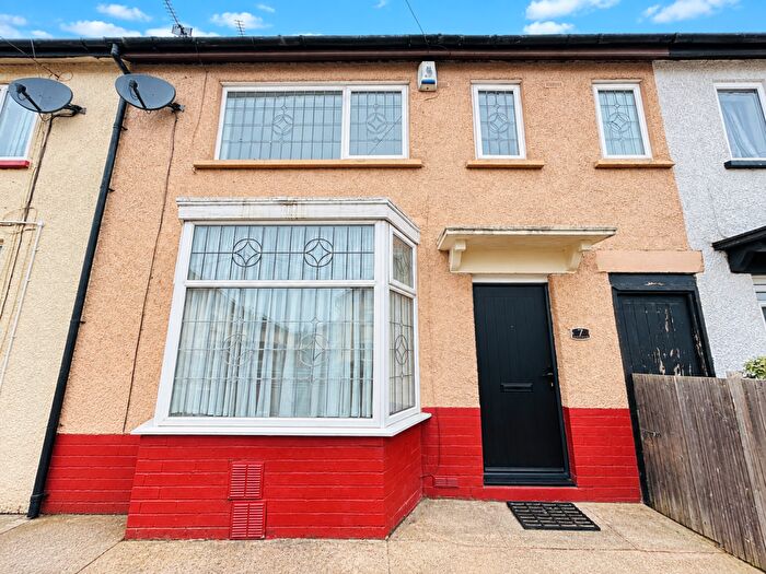 2 Bedroom Terraced House For Sale In Chaucer Street, Preston, PR1