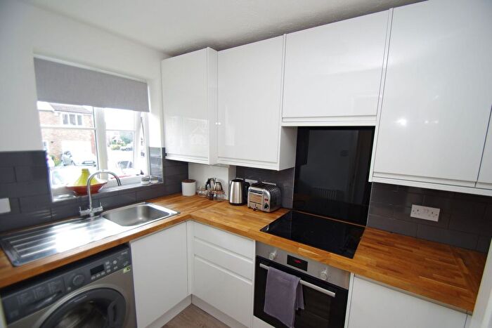 2 Bedroom Terraced House To Rent In Broughton Way, Rickmansworth, Mill End, WD3