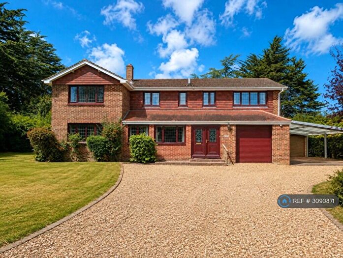 5 Bedroom Detached House To Rent In Ashlake Copse Lane, Wootton Bridge, Ryde, PO33