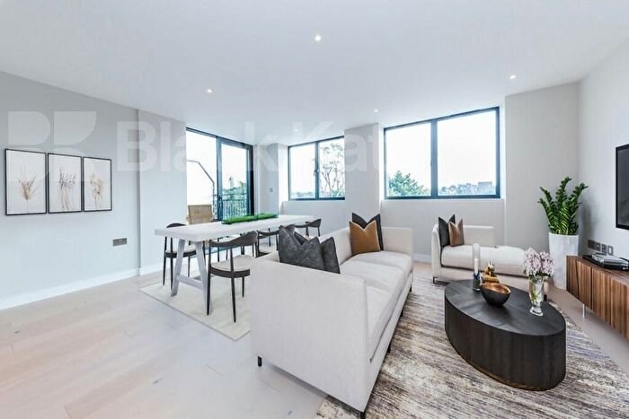 2 Bedroom Flat To Rent In Tottenham Lane, Crouch End, N8