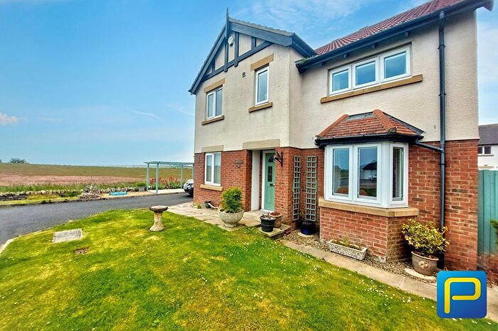 4 Bedroom Detached House For Sale In Kings Field, Seahouses, NE68