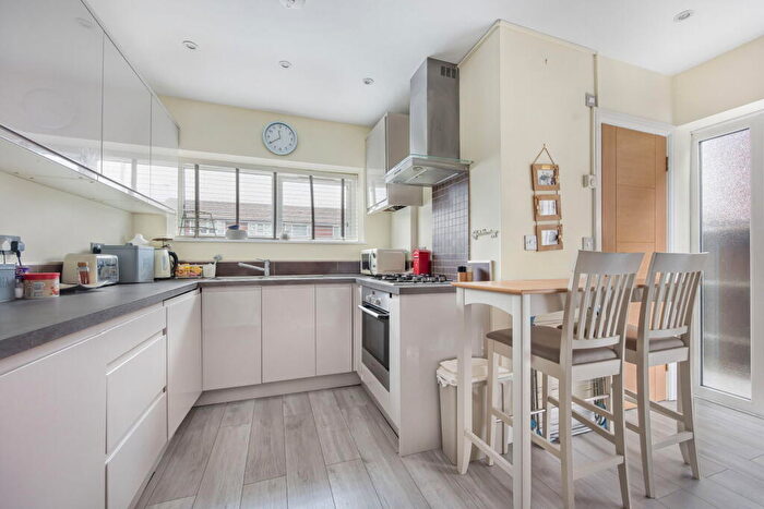 1 Bedroom Apartment For Sale In Eton Place, Marlow, SL7