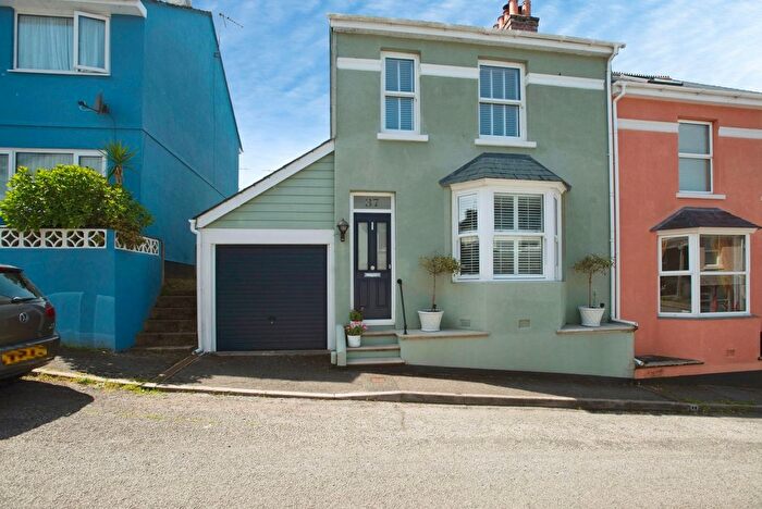 3 Bedroom End Of Terrace House For Sale In Molesworth Terrace, Millbrook, Torpoint, Cornwall, PL10