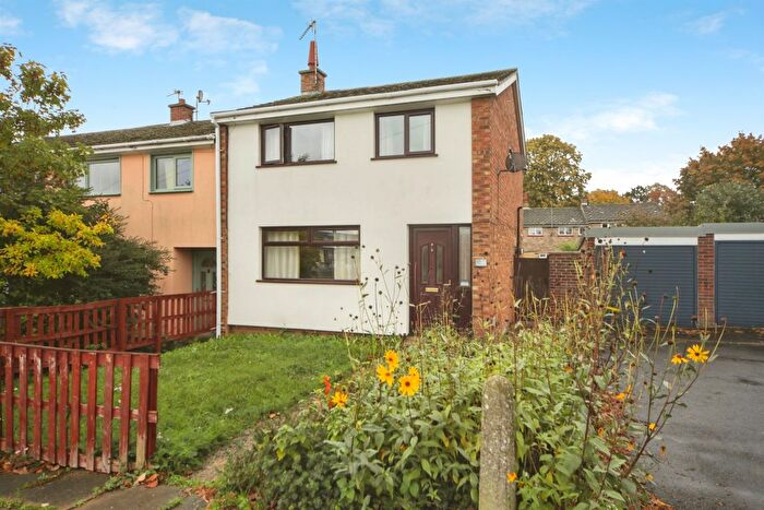 3 Bedroom End Of Terrace House For Sale In Hooper Square, Bury St. Edmunds, IP33