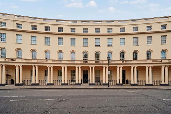 1 Bedroom Flat For Sale In Park Crescent, Marylebone, London, W1B