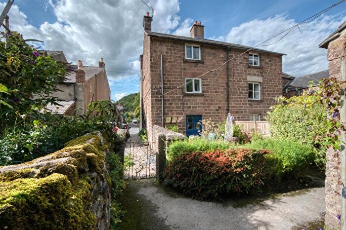 5 Bedroom End Of Terrace House For Sale In Market Place, Cromford, DE4