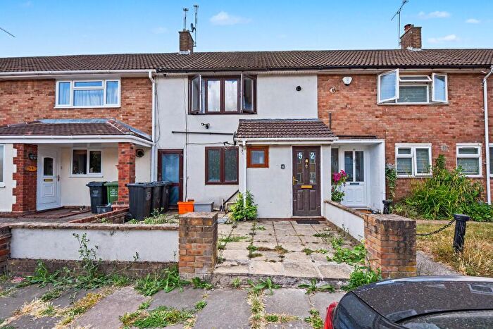 3 Bedroom Terraced House For Sale In Danbury Down, Basildon, SS14