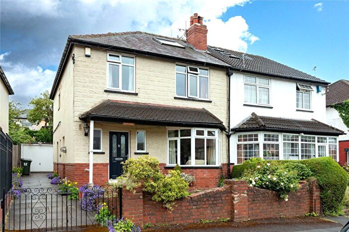 4 Bedroom Semi-Detached House For Sale In Copgrove Road, Leeds, LS8