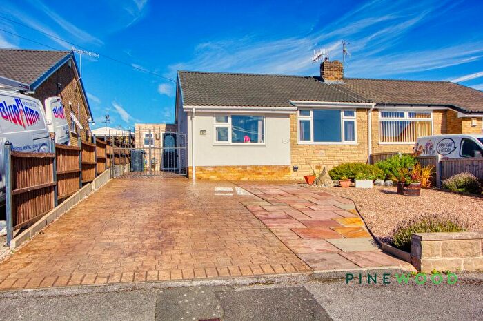 2 Bedroom Semi-Detached Bungalow For Sale In Arnside Close, Chesterfield, S41