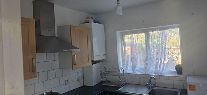 2 Bedroom Flat To Rent In Scarsdale Road, Harrow, HA2